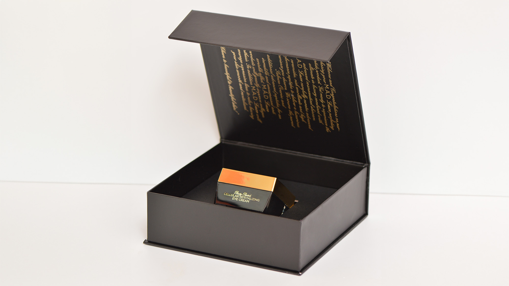 Продукция M.A.D Luxe